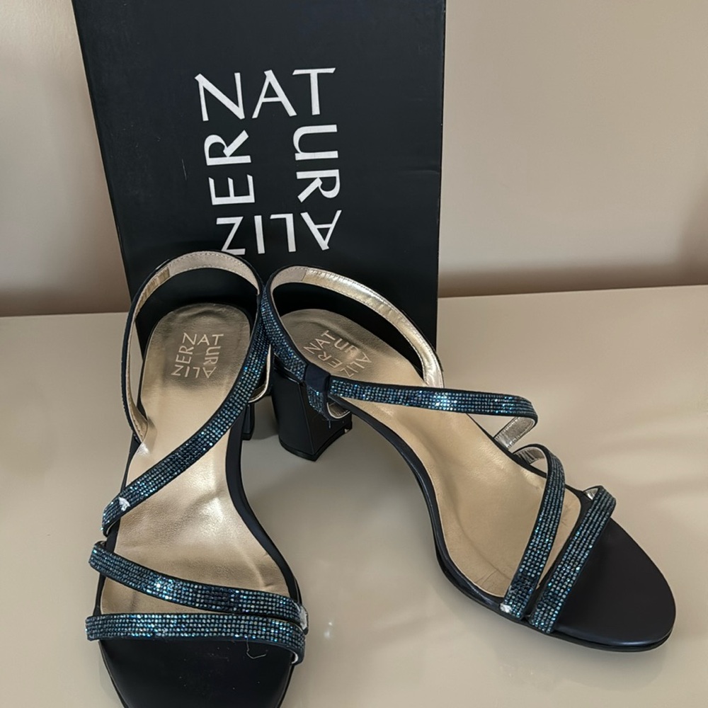 Naturalizer size 9W navy dress sandals worn once